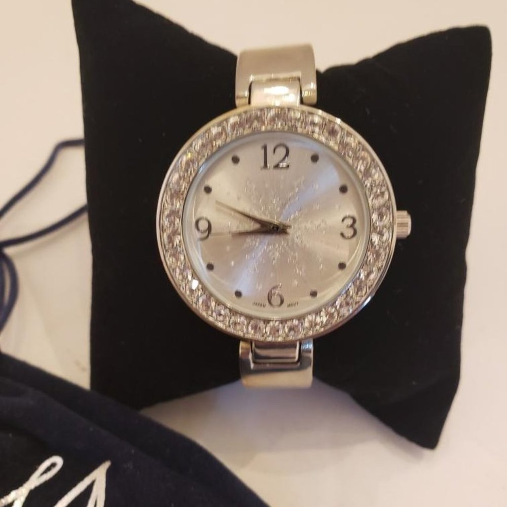 Eve's Addiction Snowflake Cuff Watch, Silver